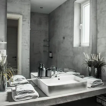 Superior One Luxury *