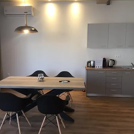 Superior One Luxury 塞萨洛尼基