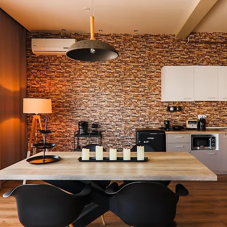 Superior One Luxury 公寓