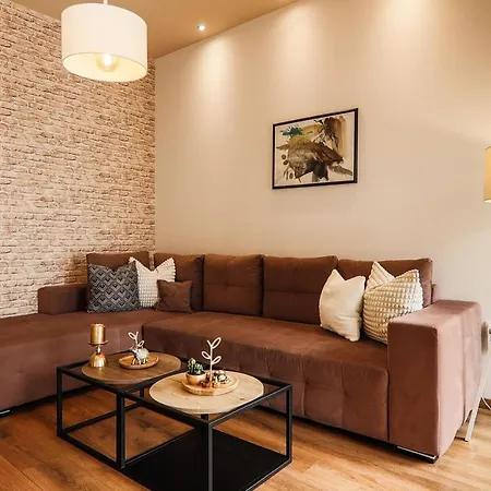 Superior One Luxury Apartamento *